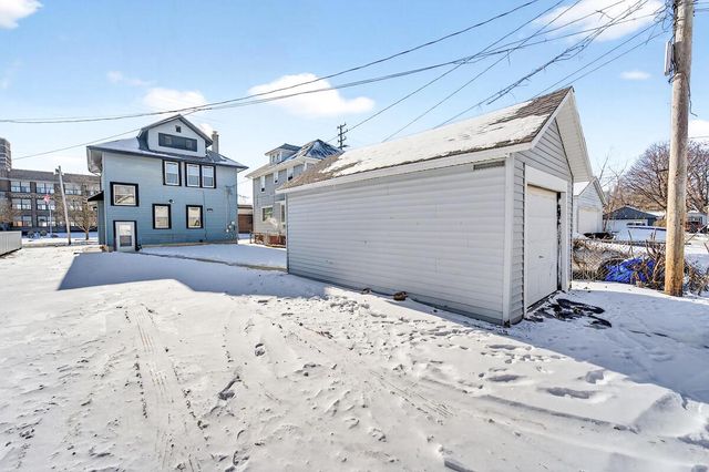 1948 12th STREET, Racine, WI 53403