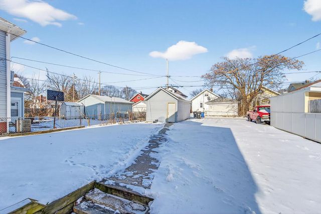 1948 12th STREET, Racine, WI 53403