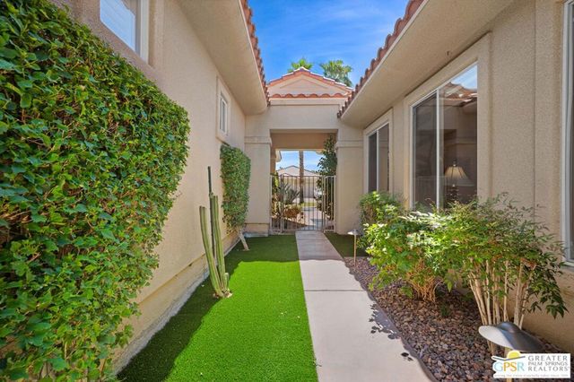 154 Kavenish Drive, Rancho Mirage, CA 92270