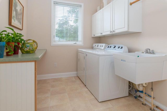 W5158 Hares Foot ROAD, Elkhorn, WI 53121