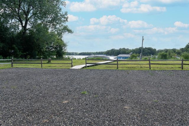 W5158 Hares Foot ROAD, Elkhorn, WI 53121