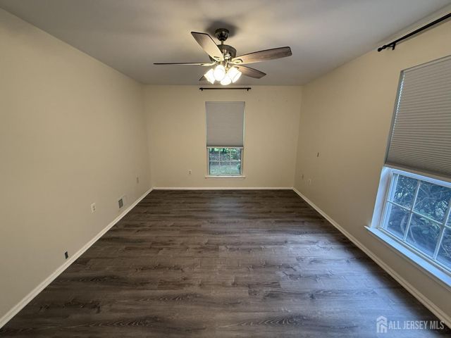 95 Sapphire Lane, Franklin Twsp, NJ 08823