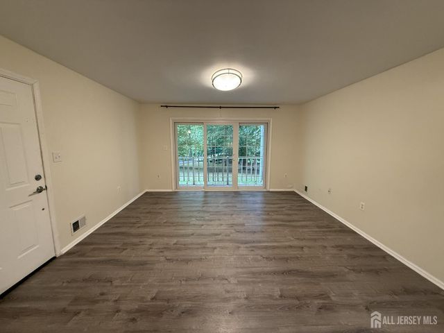 95 Sapphire Lane, Franklin Twsp, NJ 08823