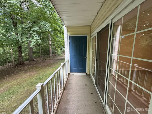 95 Sapphire Lane, Franklin Twsp, NJ 08823