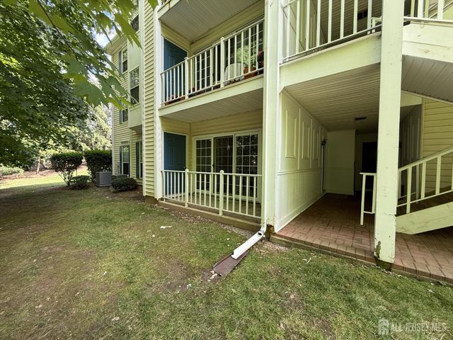 95 Sapphire Lane, Franklin Twsp, NJ 08823