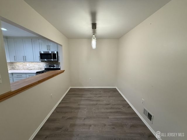 95 Sapphire Lane, Franklin Twsp, NJ 08823