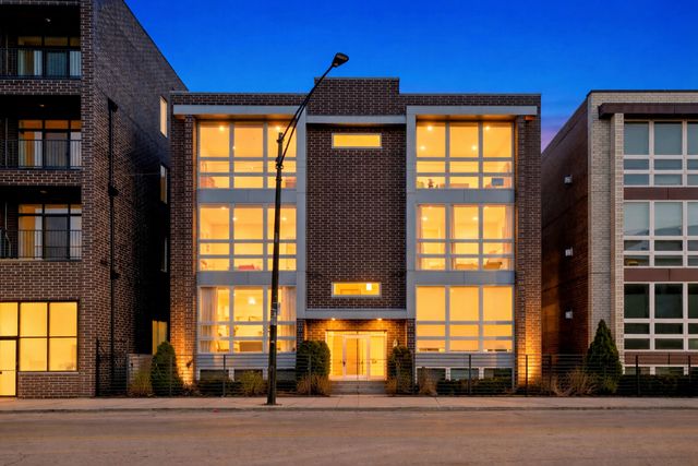 3215 N ELSTON Avenue 1N, Chicago, IL 60618