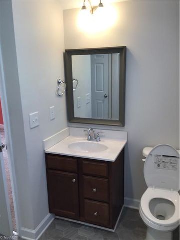 1307 Avalon Road, Greensboro, NC 27401