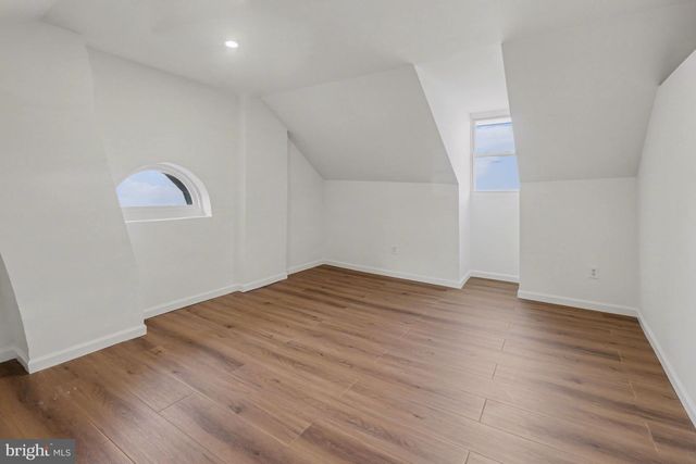 1006 COLEBROOK RD, Lebanon, PA 17042