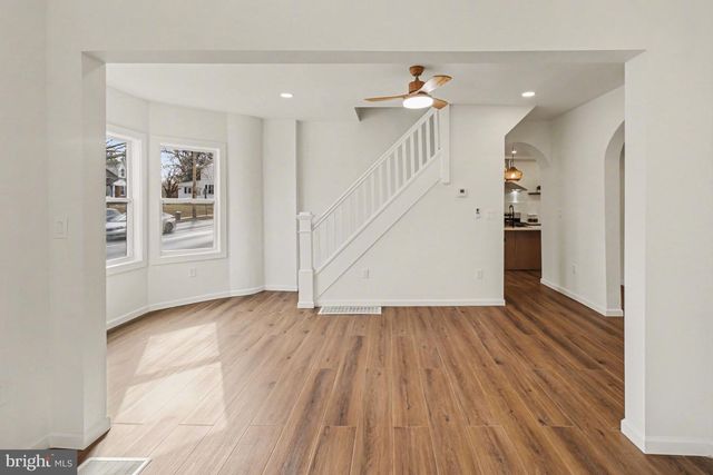 1006 COLEBROOK RD, Lebanon, PA 17042