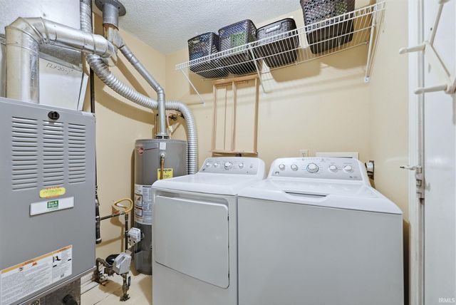 3715 Three Oaks Drive, Fort Wayne, IN 46809