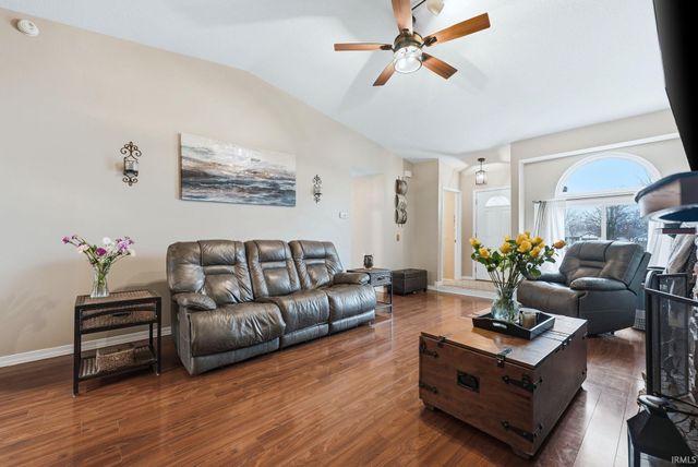 3715 Three Oaks Drive, Fort Wayne, IN 46809