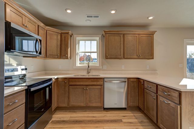 1840 Field View Court, Ferdinand, IN 47532