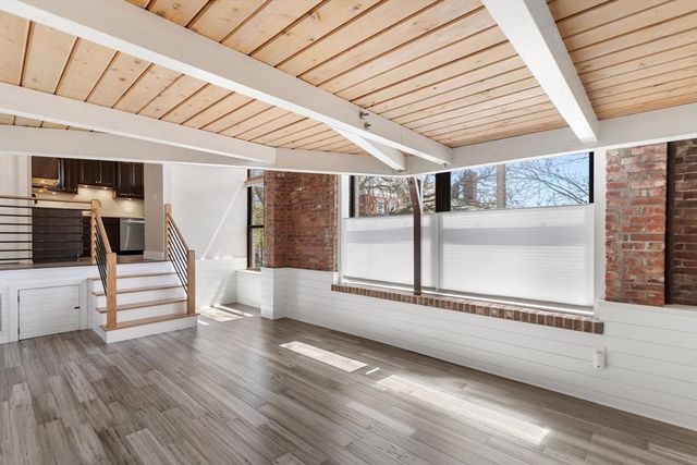 24 Norman Street 111, Salem, MA 01970