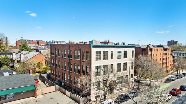 24 Norman Street 111, Salem, MA 01970