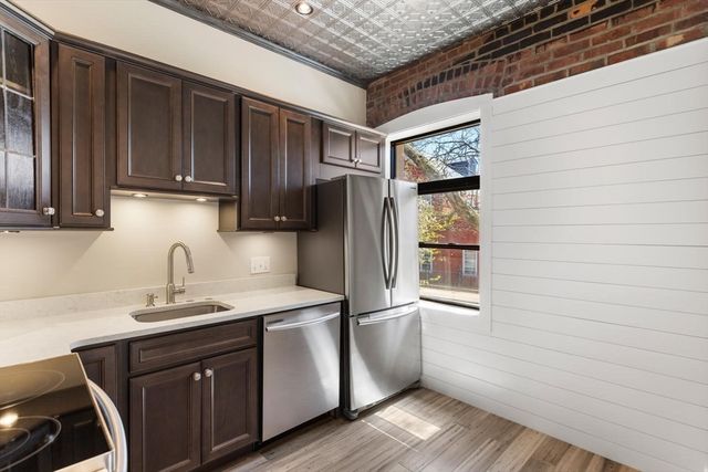 24 Norman Street 111, Salem, MA 01970