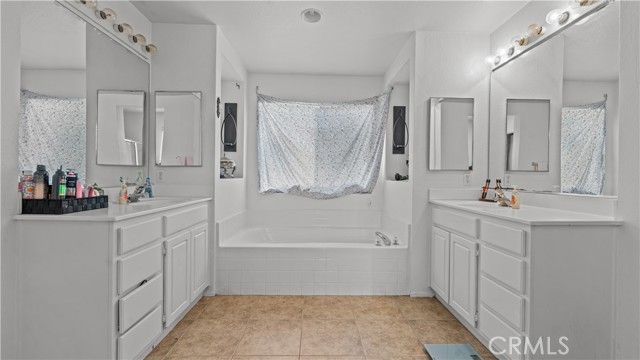 26259 Douglass Union, Murrieta, CA 92563