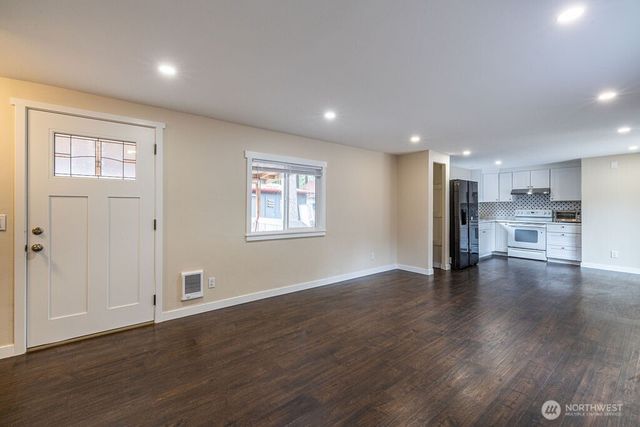 9011 SE Old Highway 99 #419, Olympia, WA 98501