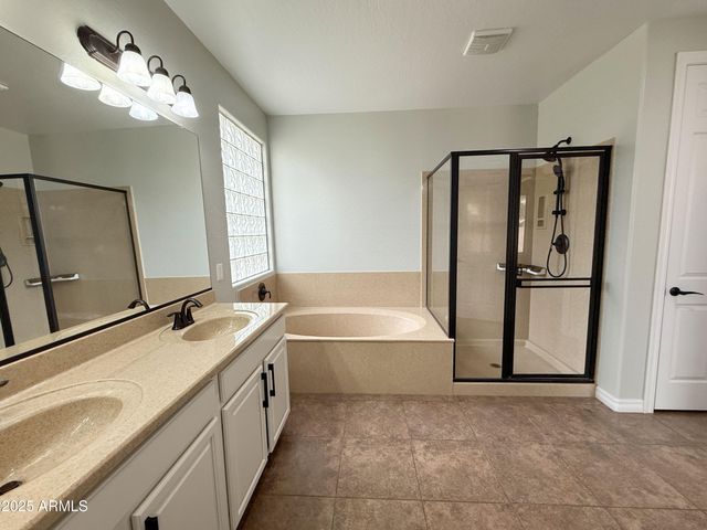 2472 E Mead Drive, Gilbert, AZ 85298