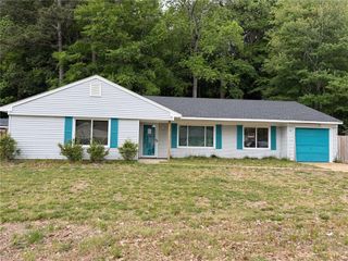 2460 Enchanted Forest LN, Virginia Beach, VA 23453