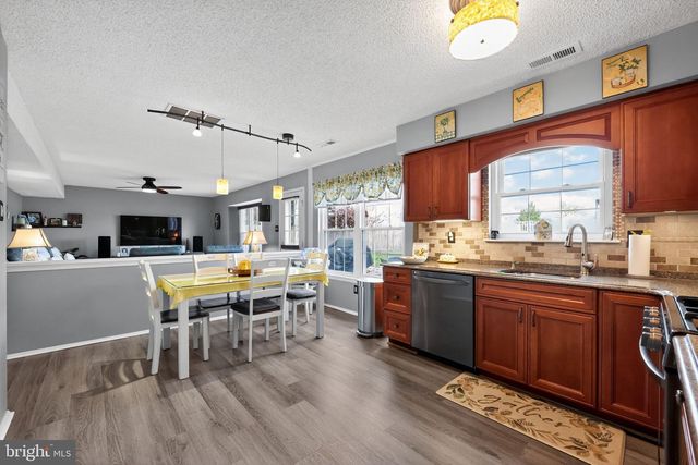 11 PONY RUN, Sewell, NJ 08080