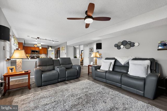 11 PONY RUN, Sewell, NJ 08080