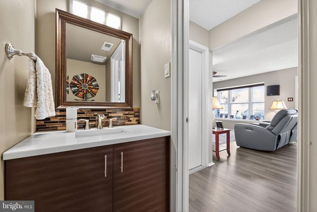 11 PONY RUN, Sewell, NJ 08080