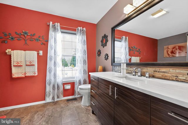 11 PONY RUN, Sewell, NJ 08080