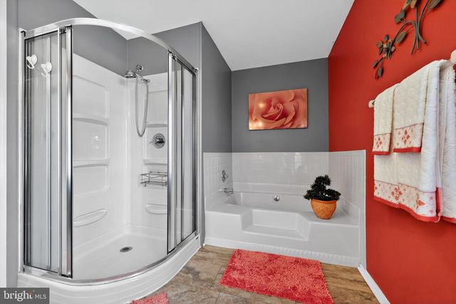 11 PONY RUN, Sewell, NJ 08080