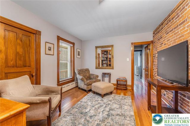 132 North 11th Street, Allentown City, PA 18102