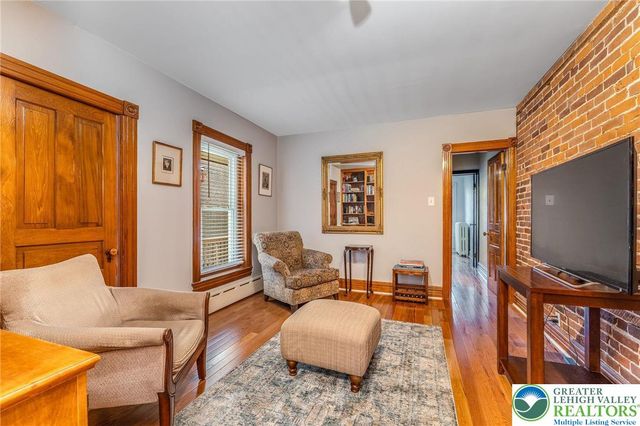 132 North 11th Street, Allentown City, PA 18102