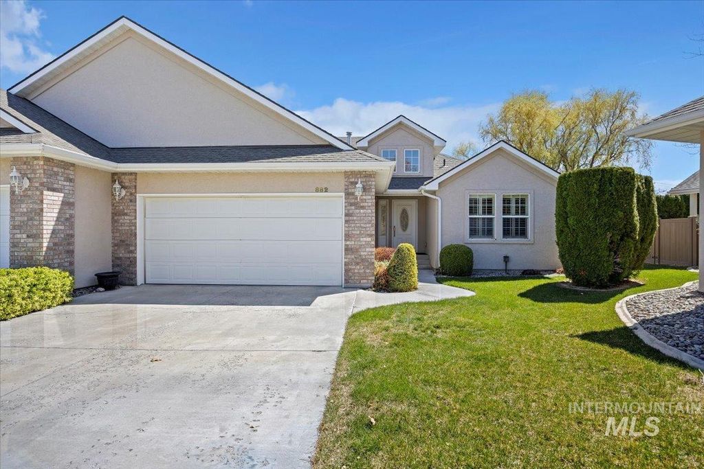 882 Canyon Park Ave, Twin Falls, ID 83301