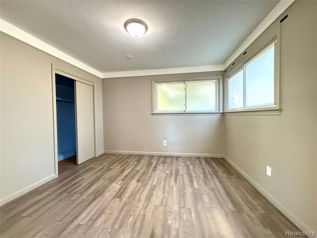 32410 Halmich Drive, Warren, MI 48092