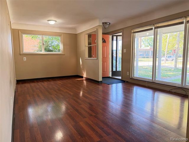 32410 Halmich Drive, Warren, MI 48092