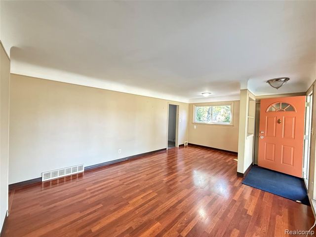 32410 Halmich Drive, Warren, MI 48092