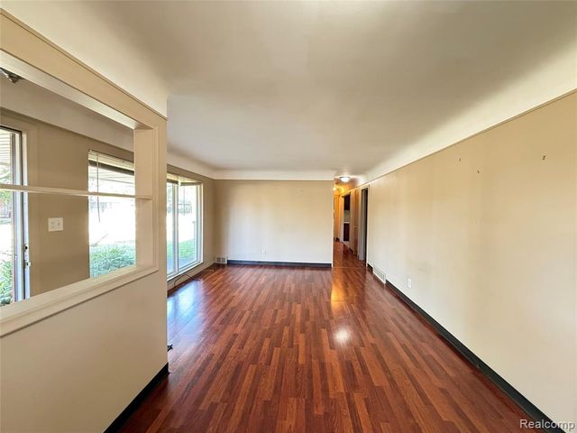 32410 Halmich Drive, Warren, MI 48092