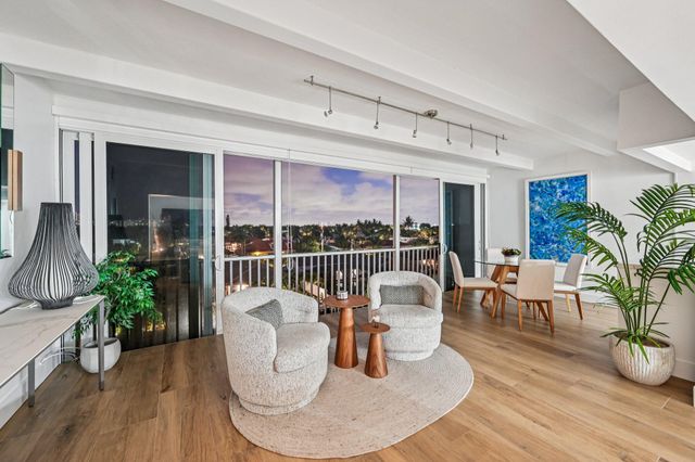 3080 NE 47th Court 405, Fort Lauderdale, FL 33308