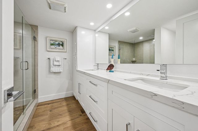 3080 NE 47th Court 405, Fort Lauderdale, FL 33308