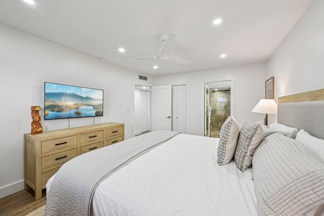 3080 NE 47th Court 405, Fort Lauderdale, FL 33308