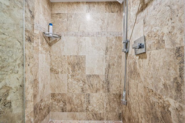 3080 NE 47th Court 405, Fort Lauderdale, FL 33308