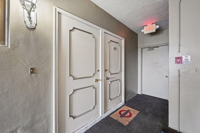 3080 NE 47th Court 405, Fort Lauderdale, FL 33308