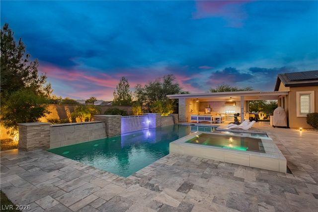 7009 Connor Cove Street, Las Vegas, NV 89118