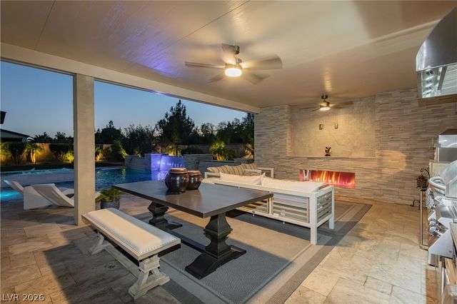 7009 Connor Cove Street, Las Vegas, NV 89118