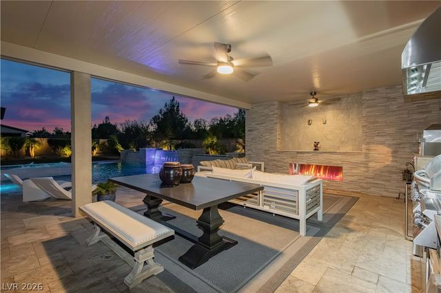 7009 Connor Cove Street, Las Vegas, NV 89118