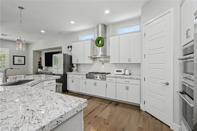 7009 Connor Cove Street, Las Vegas, NV 89118