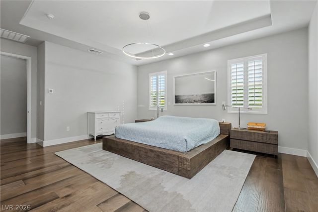 7009 Connor Cove Street, Las Vegas, NV 89118
