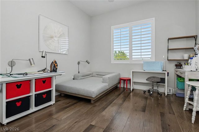 7009 Connor Cove Street, Las Vegas, NV 89118