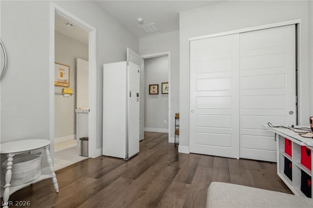 7009 Connor Cove Street, Las Vegas, NV 89118