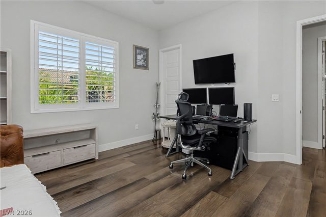 7009 Connor Cove Street, Las Vegas, NV 89118