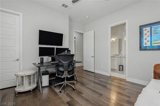 7009 Connor Cove Street, Las Vegas, NV 89118